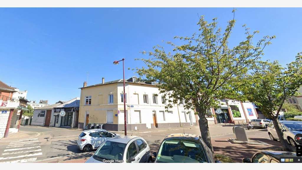 Vente murs commerciaux loués 9 % net à Elbeuf