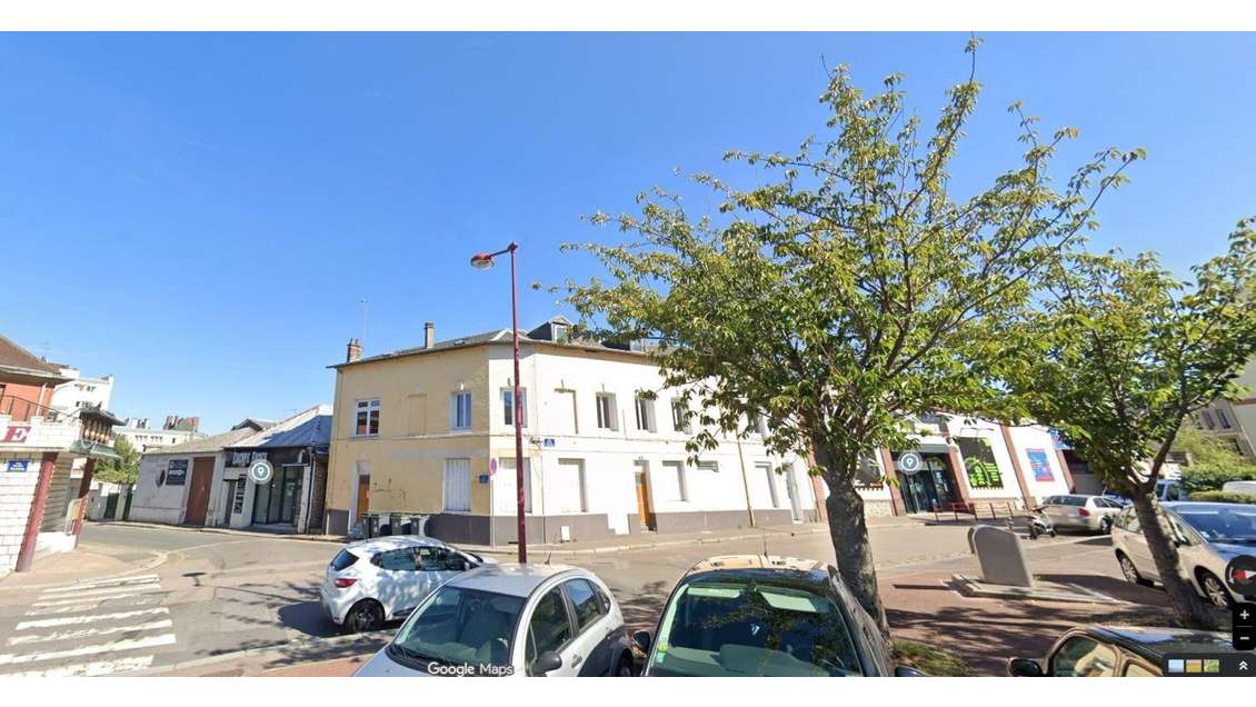 Vente murs commerciaux loués 9 % net à Elbeuf
