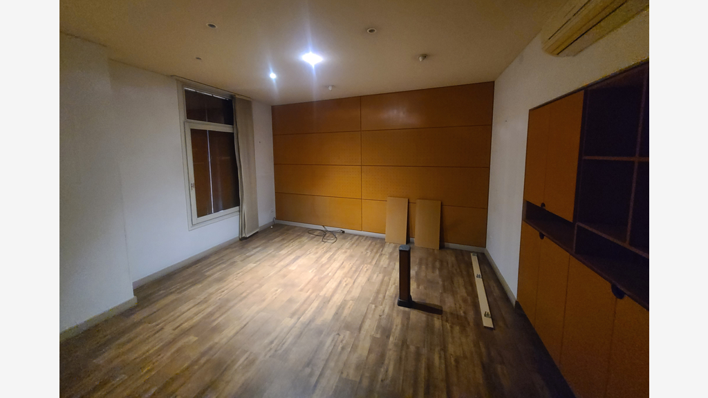 Vente murs commerciaux 227m² à Lunel centre