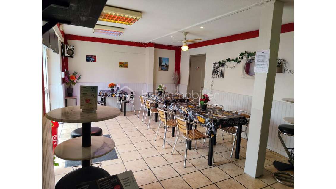 Vente murs commerciaux 125m² à Montescot