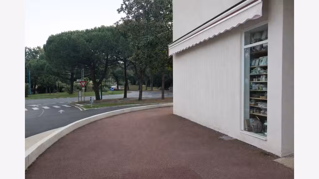 A vendre murs commerciaux occupés à La Palmyre