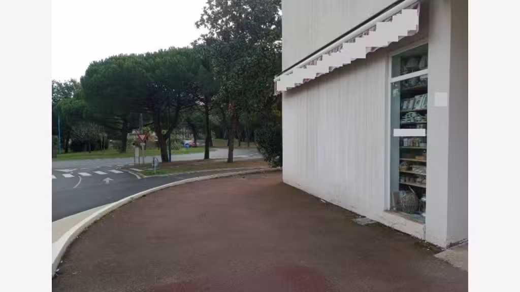 A vendre murs commerciaux occupés à La Palmyre
