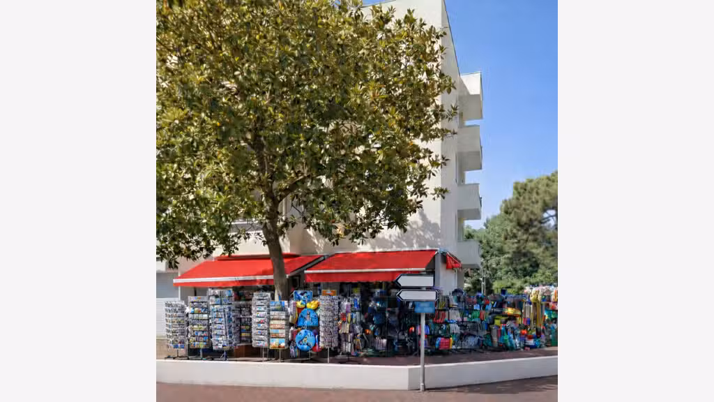 A vendre murs commerciaux occupés à La Palmyre
