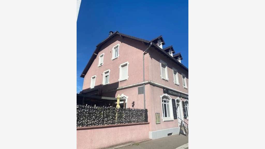 Vente murs commerciaux de restaurant vendu loués