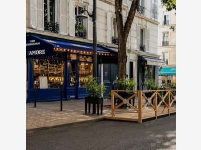 Murs commerciaux occupés restaurant à Paris 17e