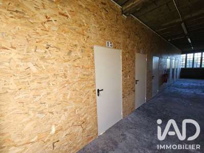 Vente murs commerciaux 950m² à Rives-du-Couesnon