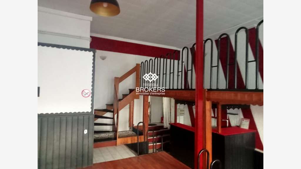 Vente murs commerciaux 128m² à Tarbes proche Gare