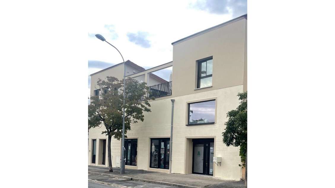 Vente magnifiques murs commerciaux à Vichy