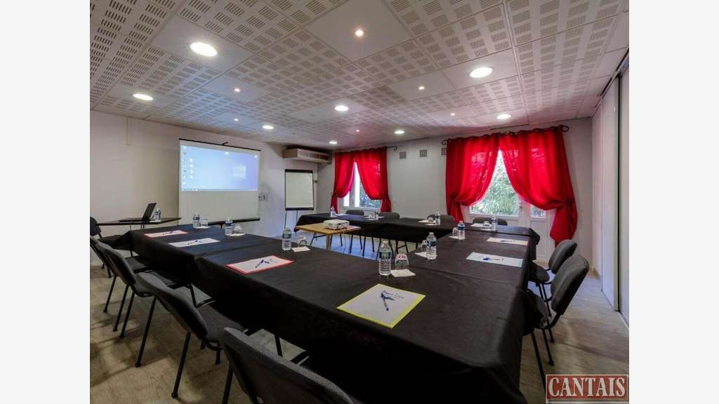 Vente murs hôtel restaurant 3 *** dans la Drôme