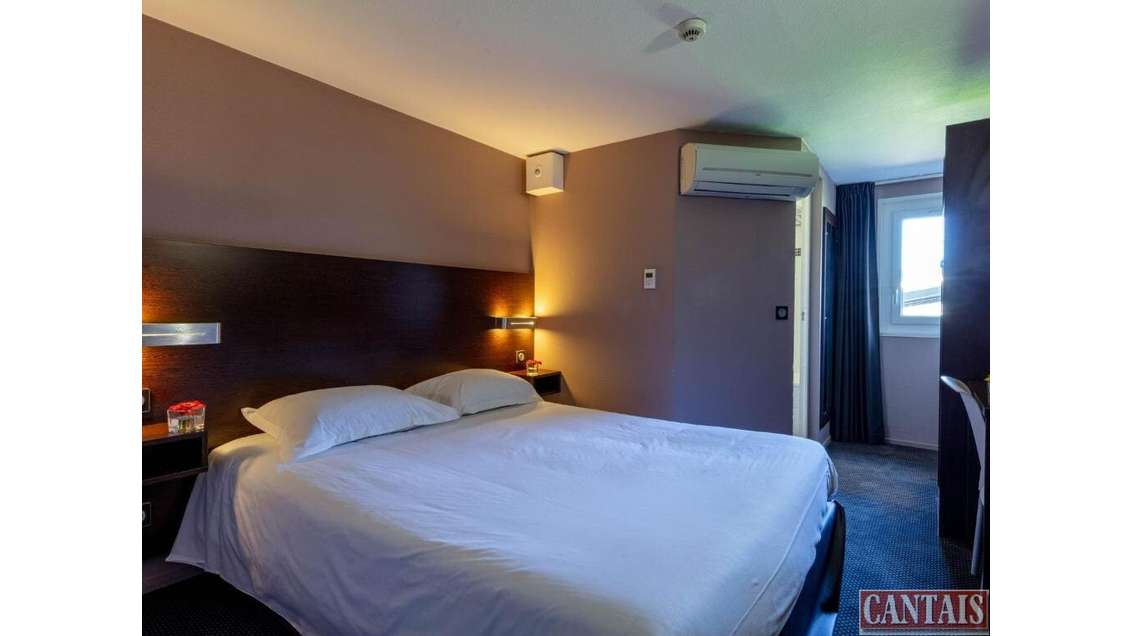 Vente murs hôtel restaurant 3 *** dans la Drôme