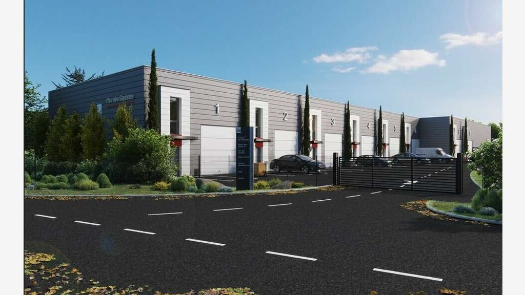 AV locaux d'activité 2755m² à St Germain Nuelles