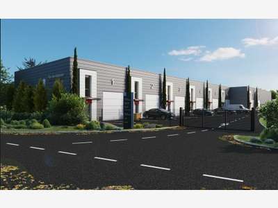 AV locaux d'activité 2755m² à St Germain Nuelles