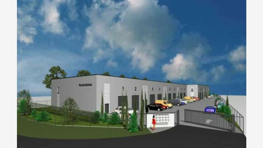 AV locaux d'activité 2755m² à St Germain Nuelles