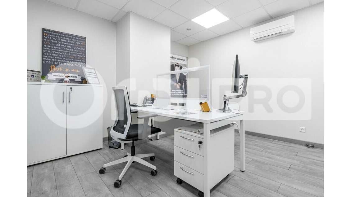 Vente local  loué 156m² à Bourges Avaricum 