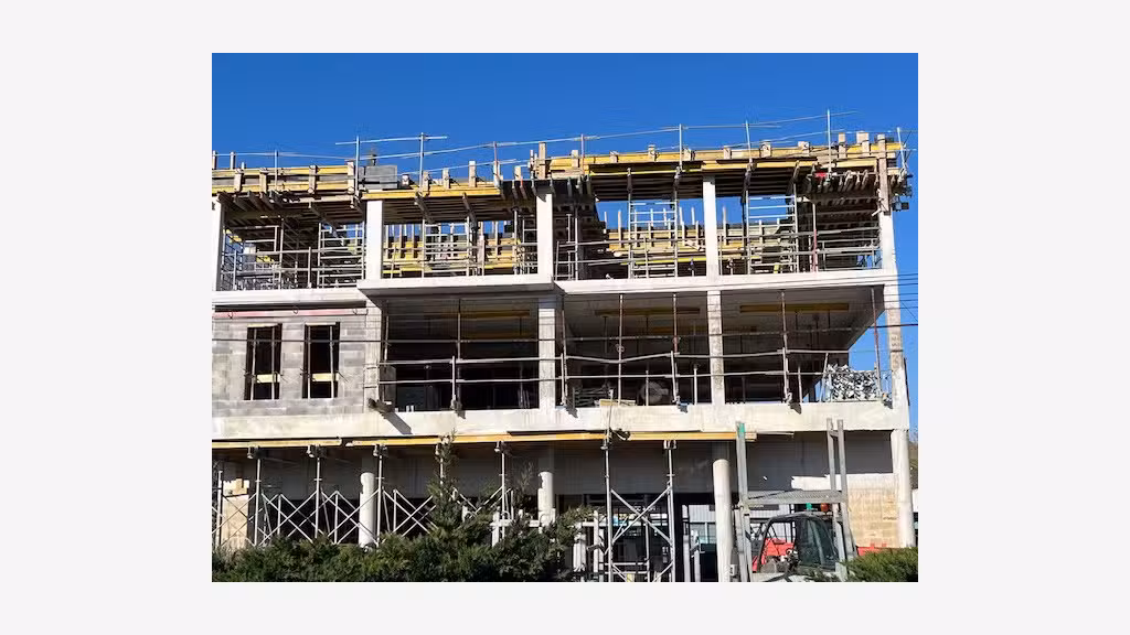 Parcelle batiment en construction