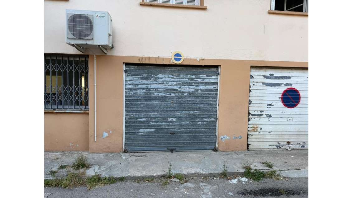 Vente Garage de 19m² en résidence fermée à Ajaccio