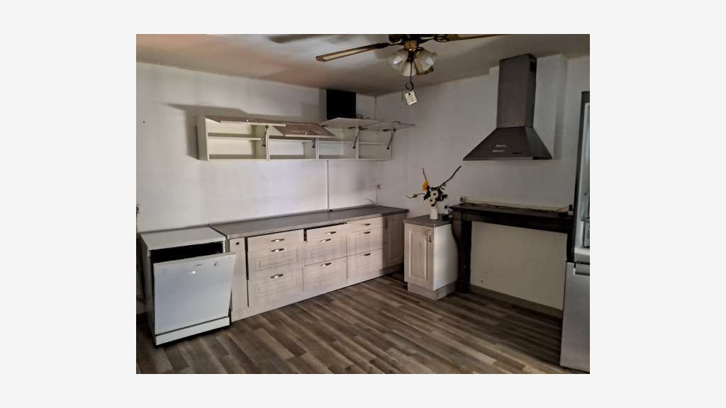 Vente local commercial et logement à Andelarrot
