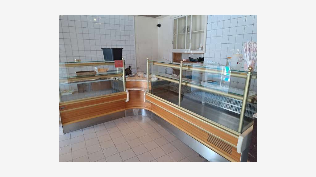 Vente local commercial et logement à Andelarrot