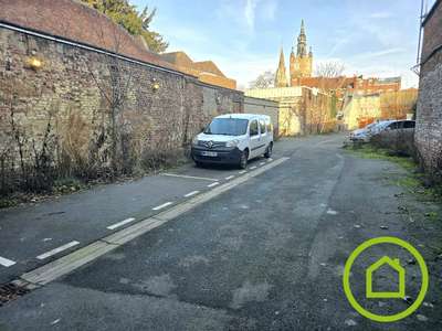 AV place de parking rue Bayart à Armentières