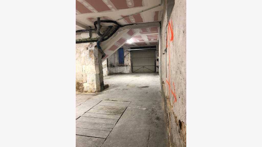 Vente garage stockage 177m² à Auxerre
