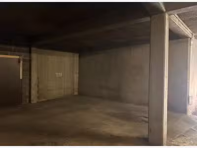 Vente place de parking en sous terrain à Elbeuf