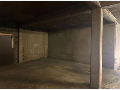 Vente place de parking en sous terrain à Elbeuf