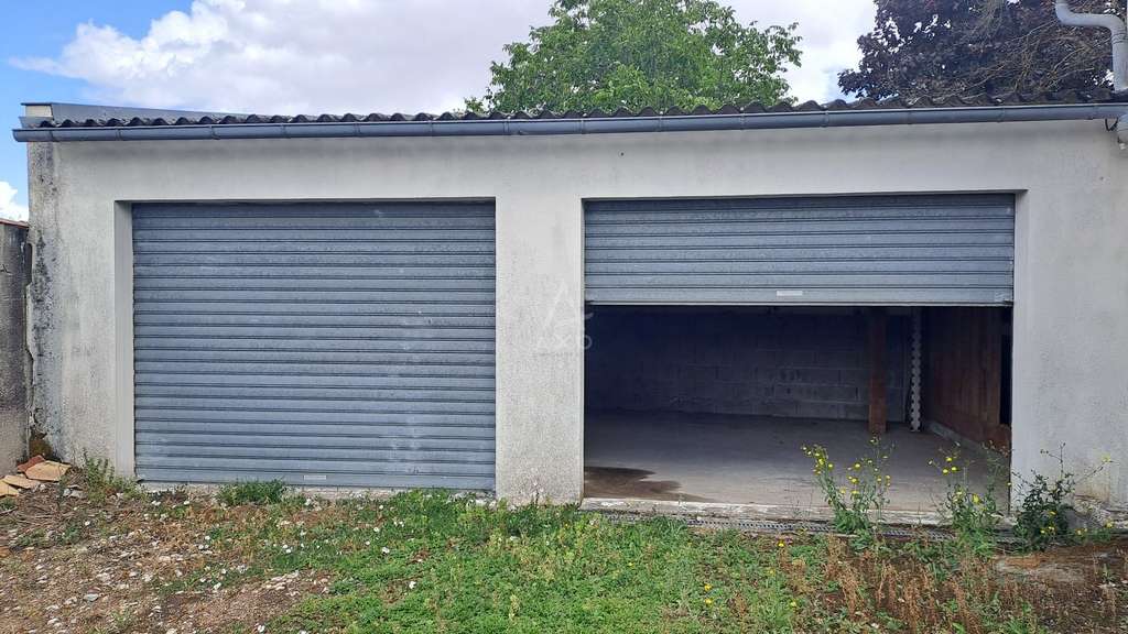 AV garage double 42m² prox mairie Isle d'Espagnac