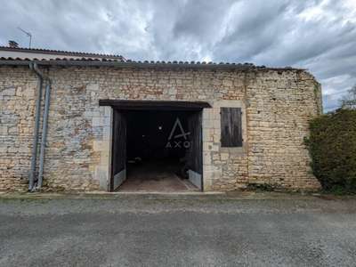 AV grand garage chai en pierre 72m² Saint-Hilaire