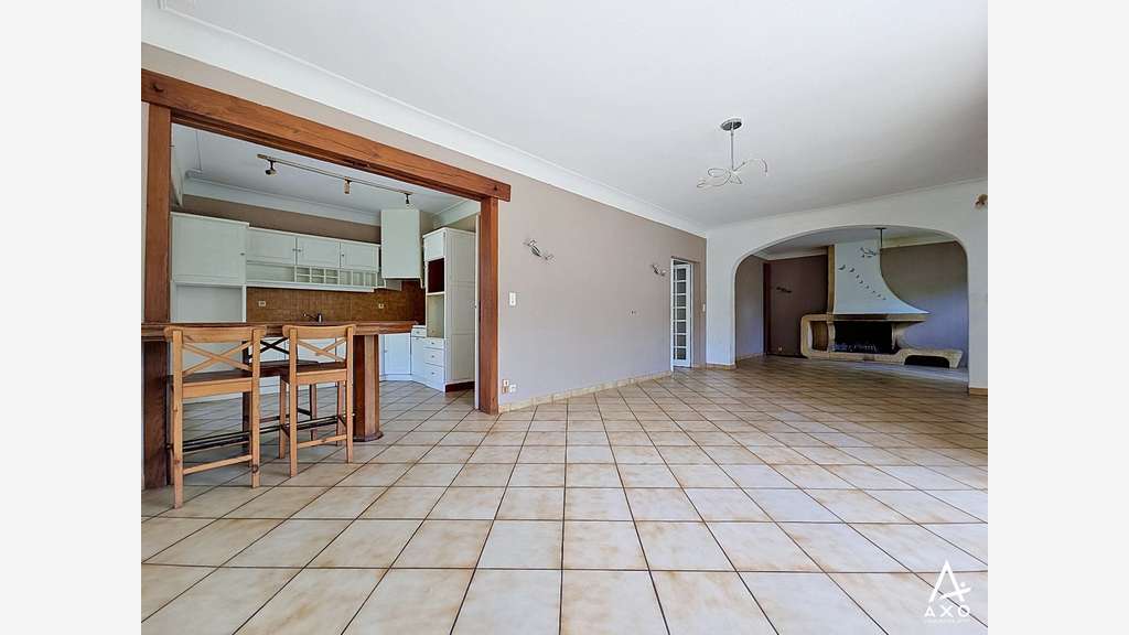 Cède ens immo concession ou garage 891m² à Samadet