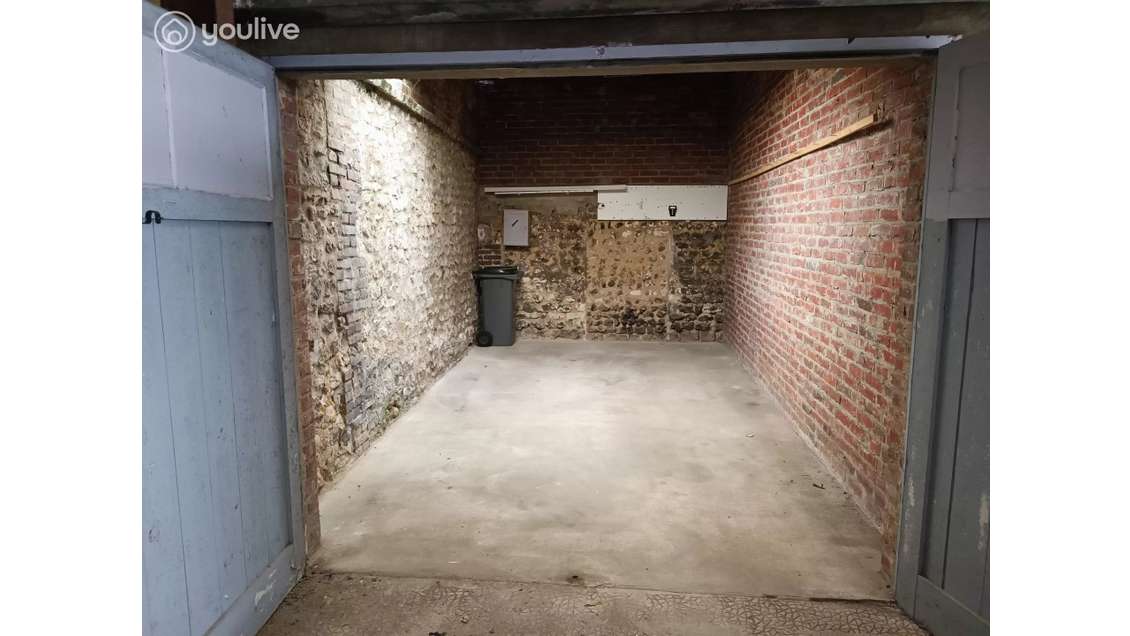 Cède garage sécurisé Sotteville-lès-Rouen Voltaire