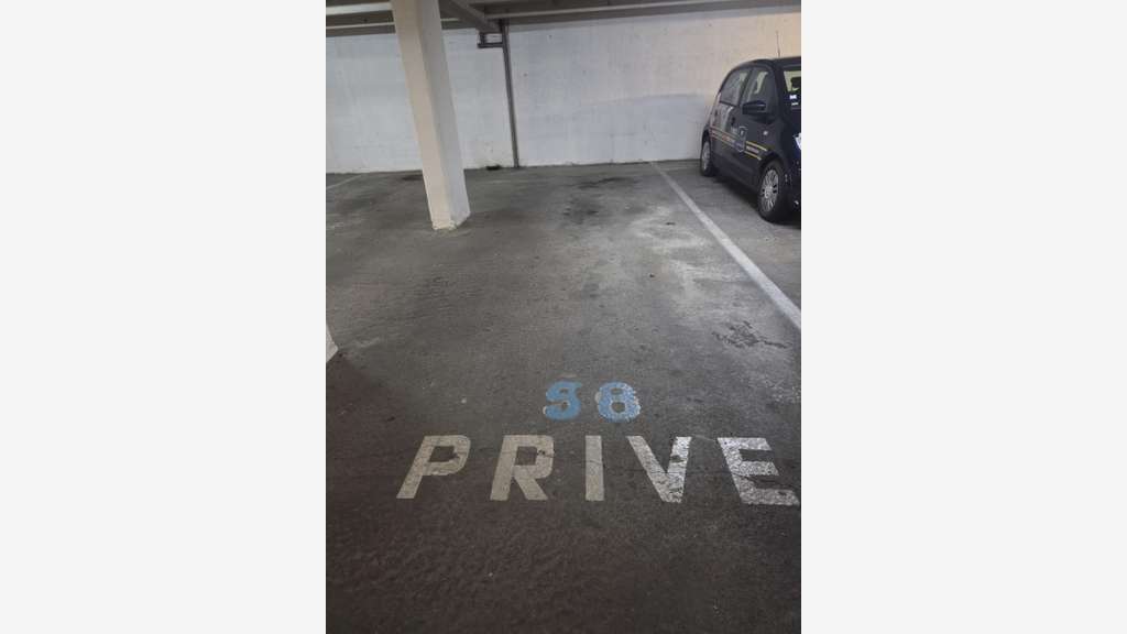 Vente parking Intra-muros Avignon la Balance