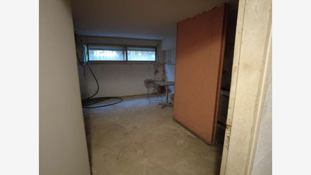 Vente hobby room 17m² proche centre Saint-Tropez