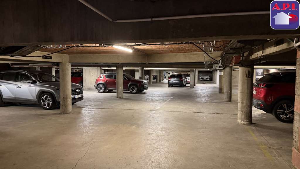 PLACE DE PARKING À VENDRE  TOULOUSE CENTRE  PROC