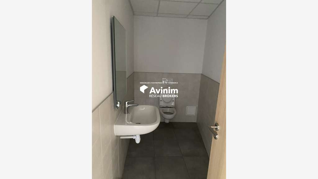 A vendre bureaux de 594m² divisibles à Grenoble