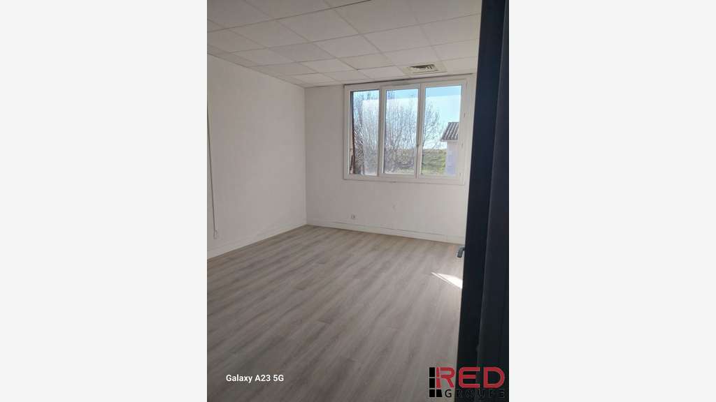 Vente Plateau de bureaux 116 à 235m² Marseille 15e
