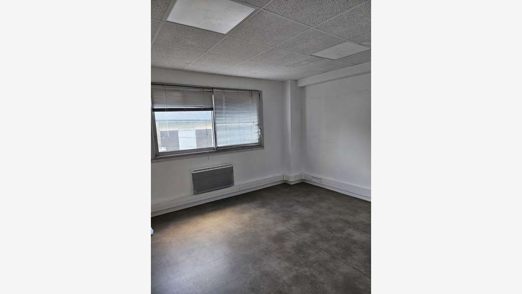 Beau plateau de bureaux 300m² à vendre à Nantes