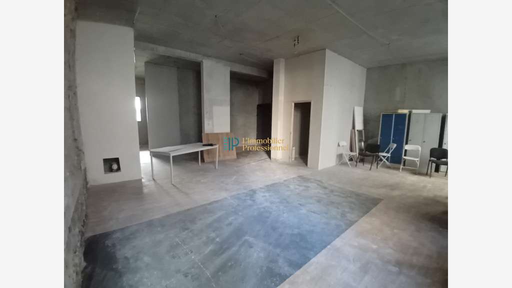 Vente plateau de bureaux 85m² à Quimper