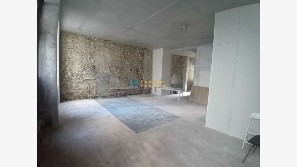 Vente plateau de bureaux 85m² à Quimper