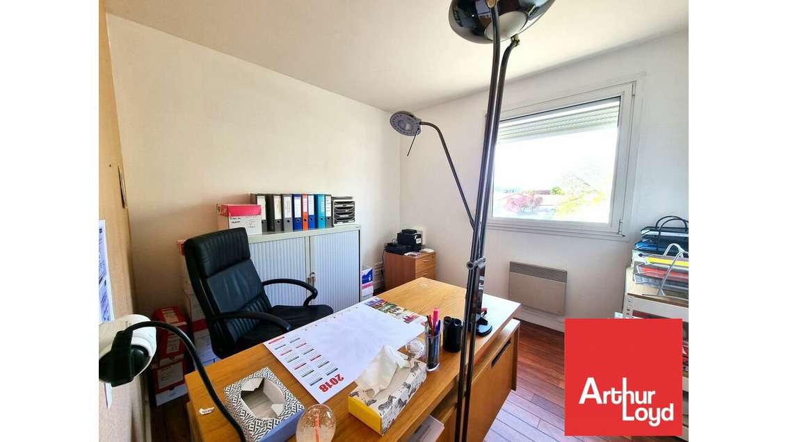 Bureaux de 92m² à vendre à Poitiers Pré-Médard