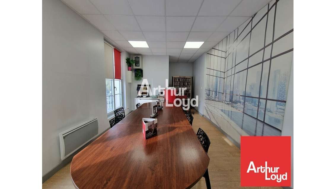 Bureaux commerciaux 430m² à vendre à Poitiers