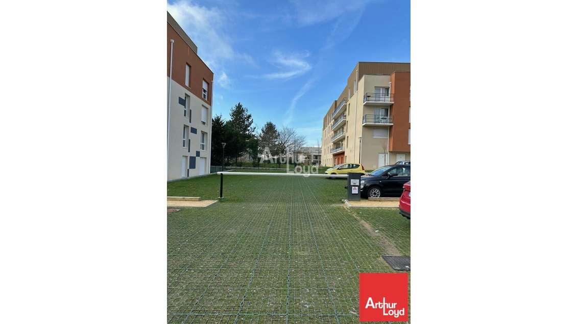 Vente place de parking de 19m² à Poitiers Chilvert