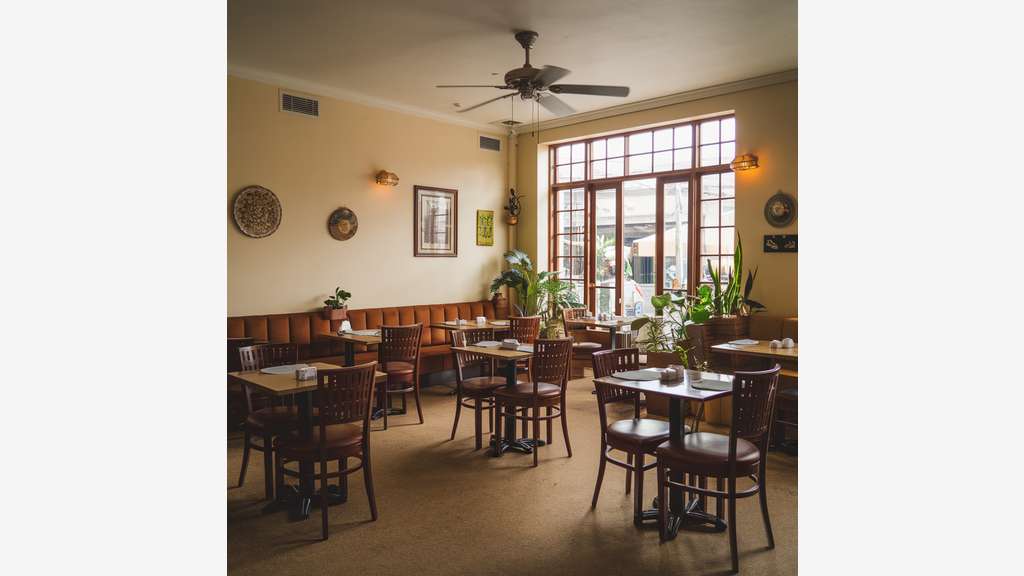Immeuble commercial restaurant + logements en Aube
