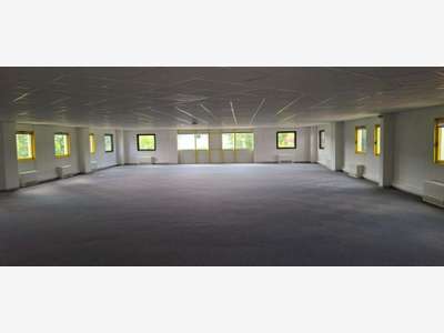 Bureaux en open-space 285m² à Aubière la Pardieu
