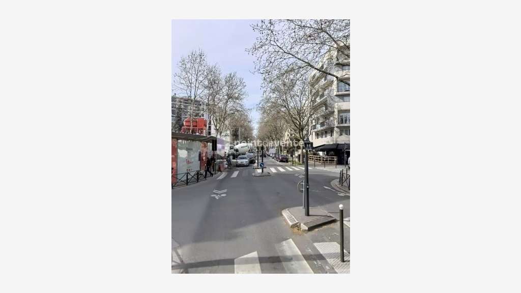 AV commerce 74m² Boulogne-Billancourt rue passante