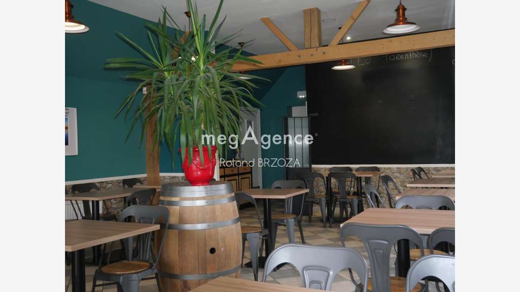 AV immeuble restaurant de 1780m² Mont Saint Michel