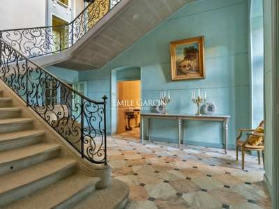 Vente château d'exception 10ha en Drôme provençale
