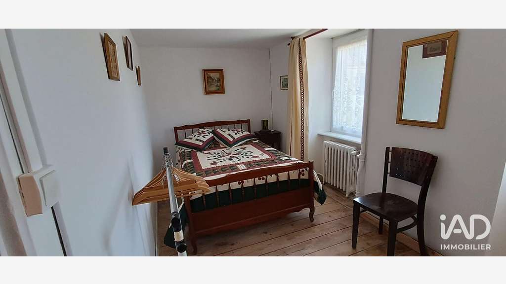 Vente immeuble mixte 195m² La Chèze bon potentiel