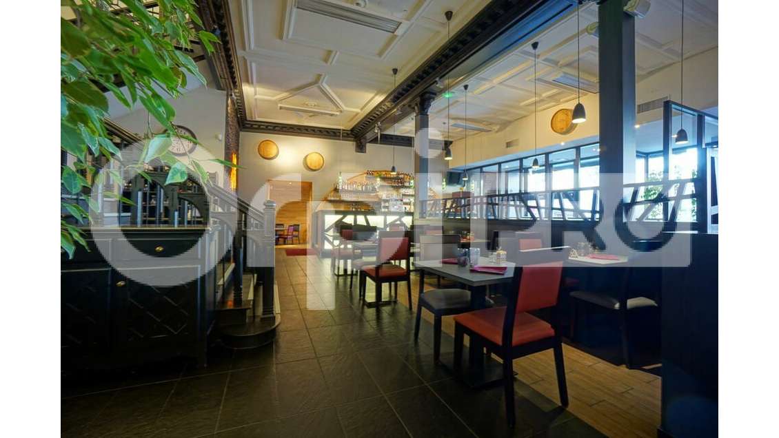 Cède bail établissement de 1200m² à Montluçon