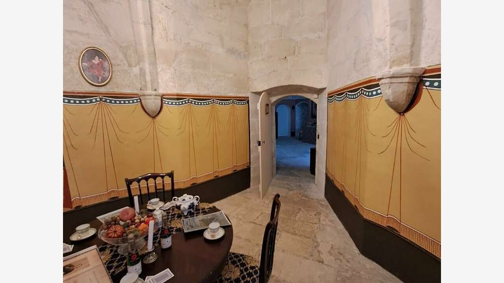 Château à vendre de 1000m² dans l'Oise (60)