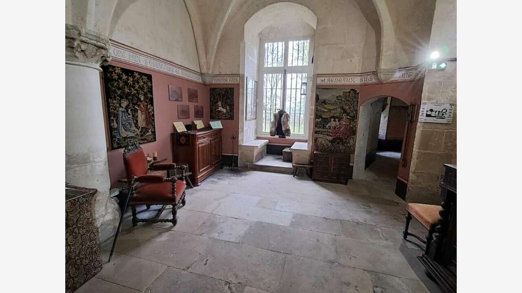 Château à vendre de 1000m² dans l'Oise (60)
